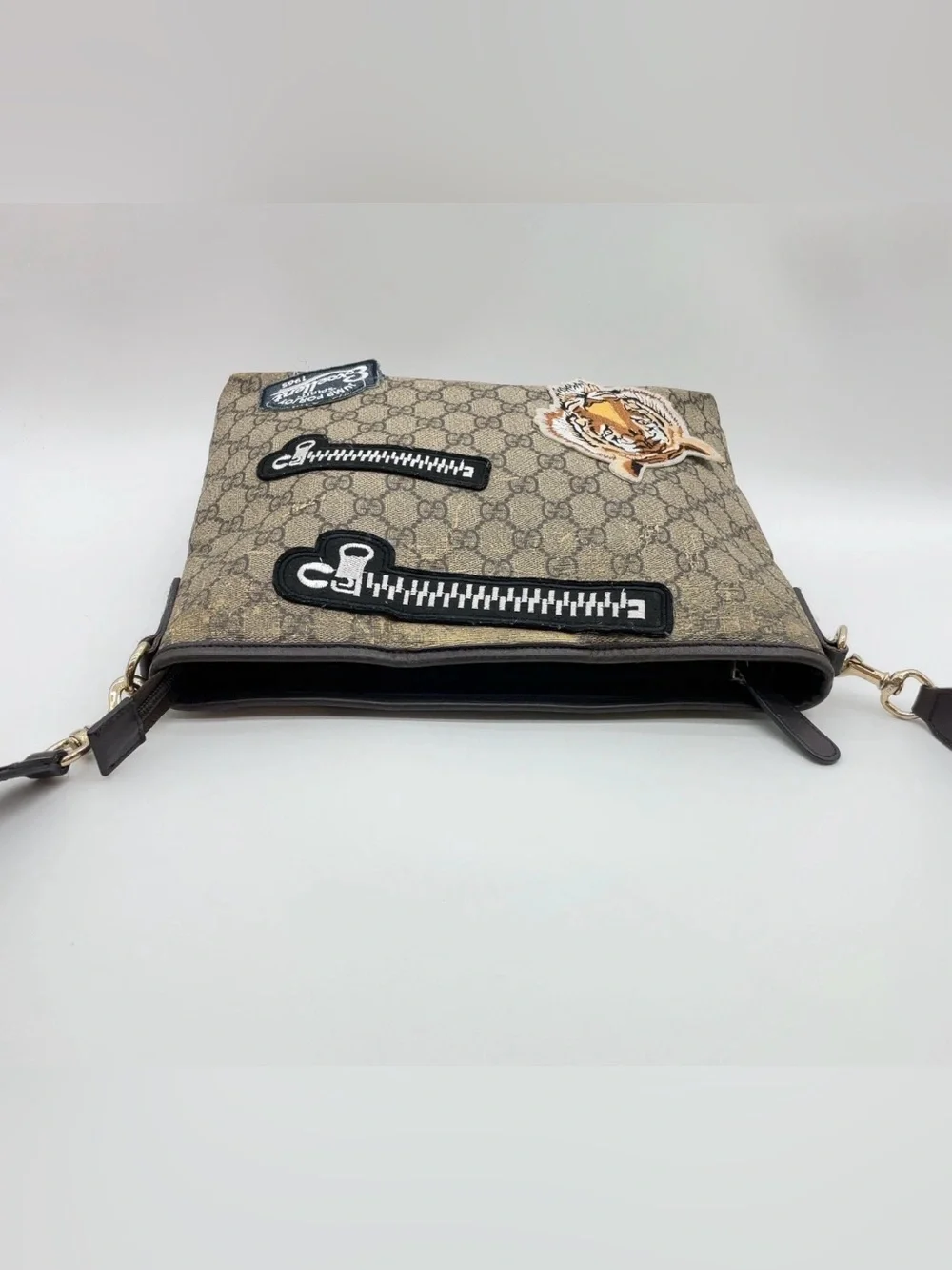 Gucci Brown GG Supreme Canvas Messenger Bag with Tiger Patch